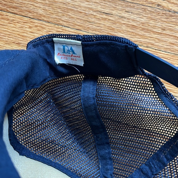 Vintage Oceanside Oregon Snapback Hat / 80s - 90s / Truck Style / Mesh - Picture 6 of 7